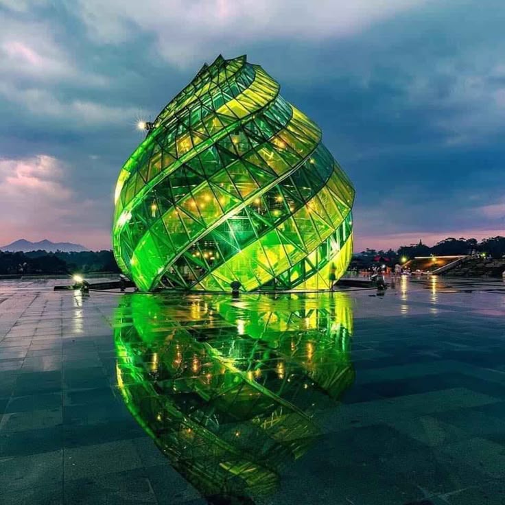 Nhà kính quảng trường Lâm Viên